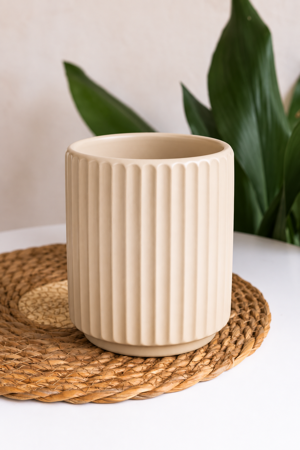 Macetero Industrial Alargado color beige
